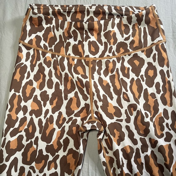 Yelete Active Leggings | NEVER WORN! - Picture 4 of 6